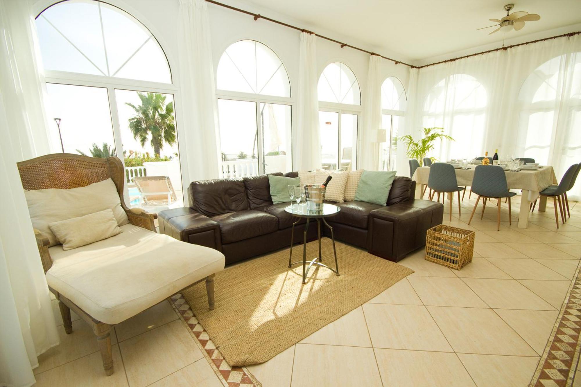 Casa Alba - By Az Willa